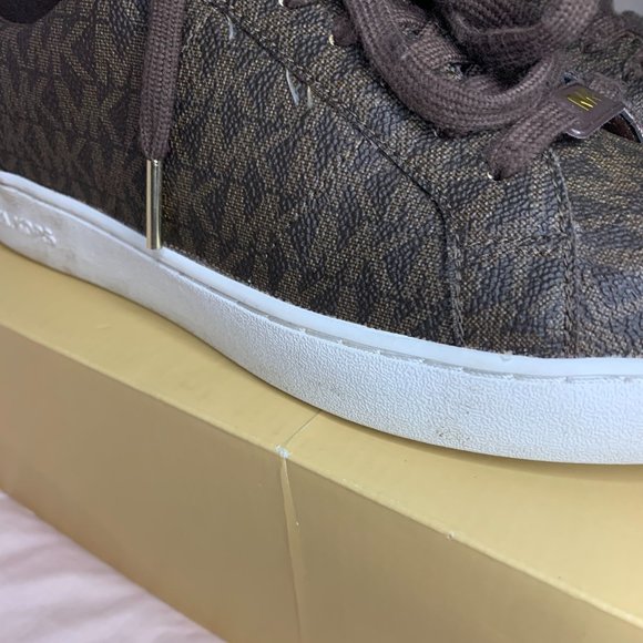 Michael Kors Lace Up Sneakers - Picture 3 of 6